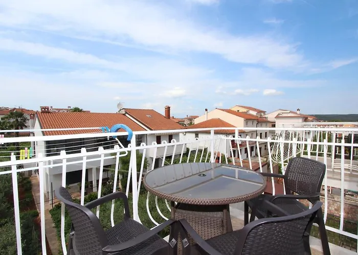 아파트 Tijana 로비니